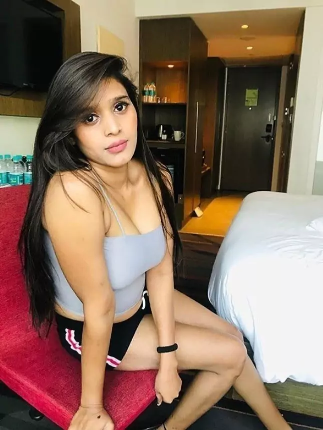 कॉल गर्ल्स सर्विस सिपाहीजाला